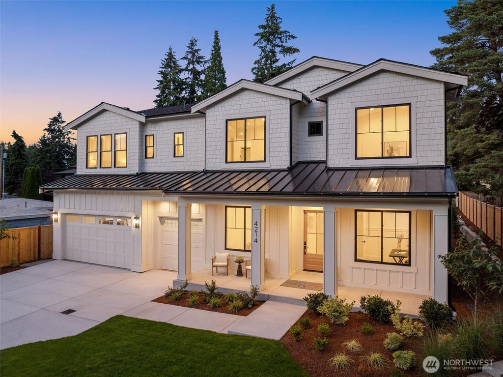 Photo of 4214 145th Avenue SE, Bellevue, WA 98006 (MLS # 2554830)