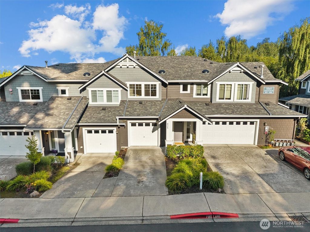Photo of 5541 Lakemont Boulevard SE #805, Bellevue, WA 98006 (MLS # 2418802)