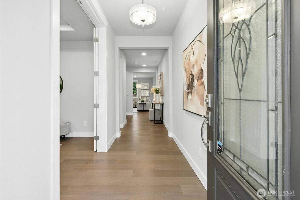 Photo of 8435 NE 146th Street, Kenmore, WA 98028 (MLS # 2508081)