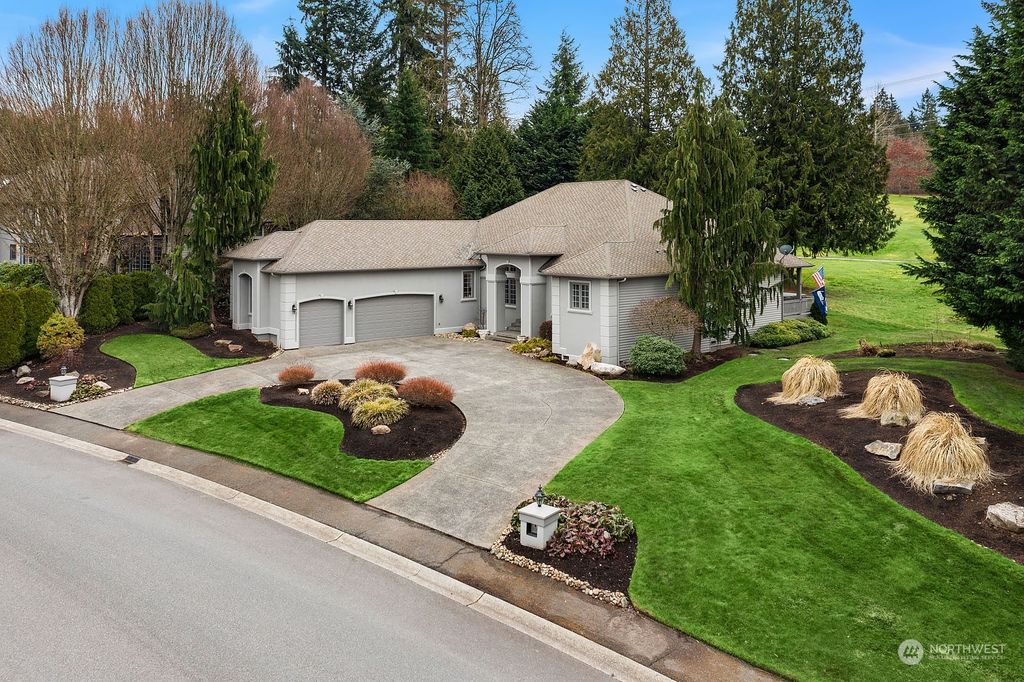 Photo of 12516 208th Place SE, Snohomish, WA 98296 (MLS # 2197800)
