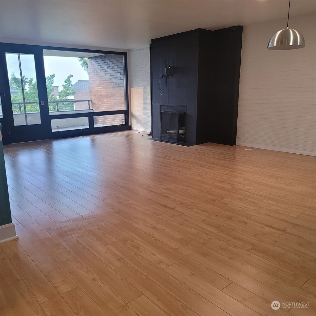 Photo of 10923 Glen Acres Drive S #C, Seattle, WA 98168 (MLS # 2170903)