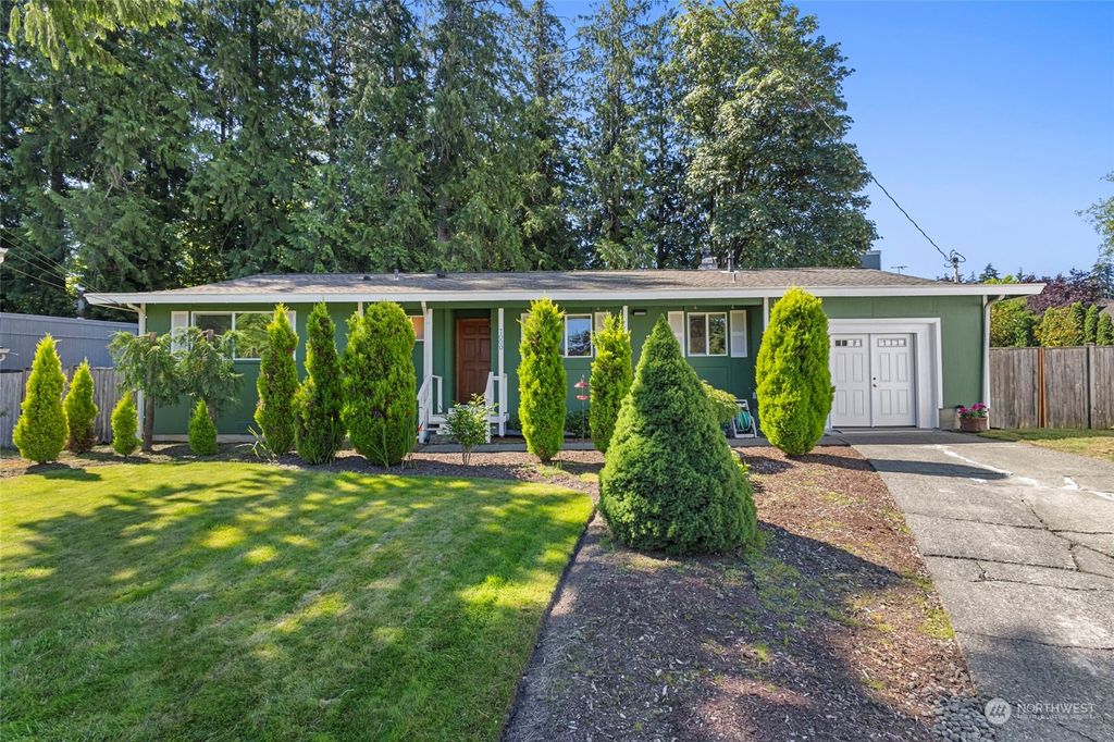 Photo of 7000 143rd Place NE, Redmond, WA 98052 (MLS # 2260860)