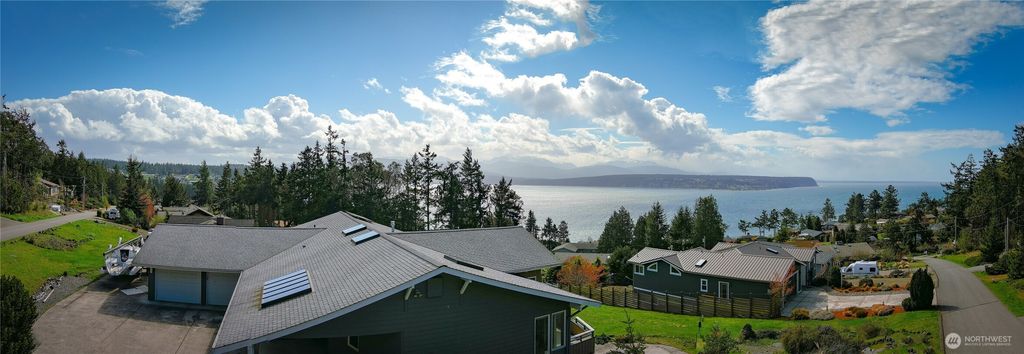 Photo of 85 Quinault Loop, Port Townsend, WA 98368 (MLS # 2500448)