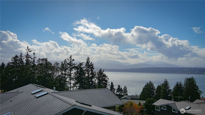 85 Quinault Loop