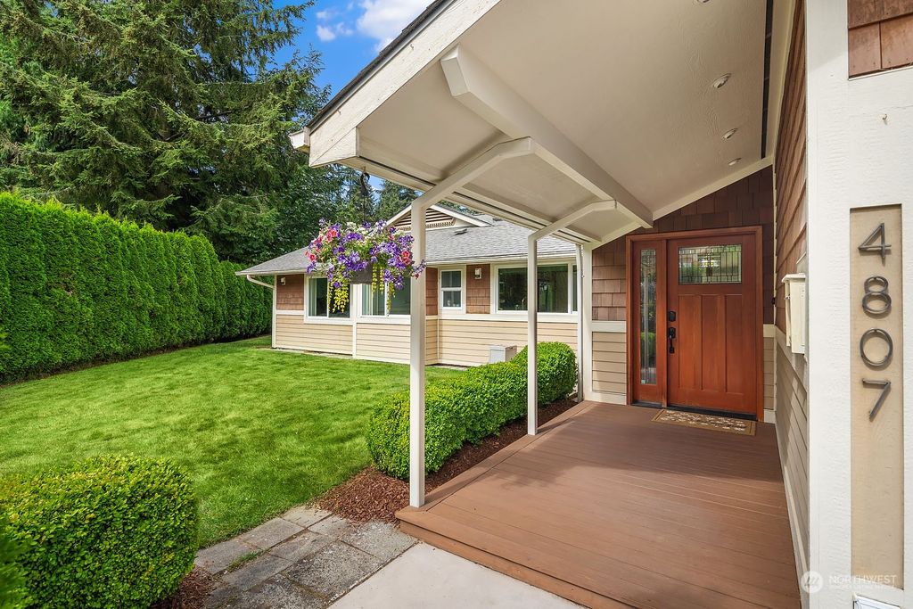 Photo of 4807 225th Place SW, Mountlake Terrace, WA 98043 (MLS # 2325190)