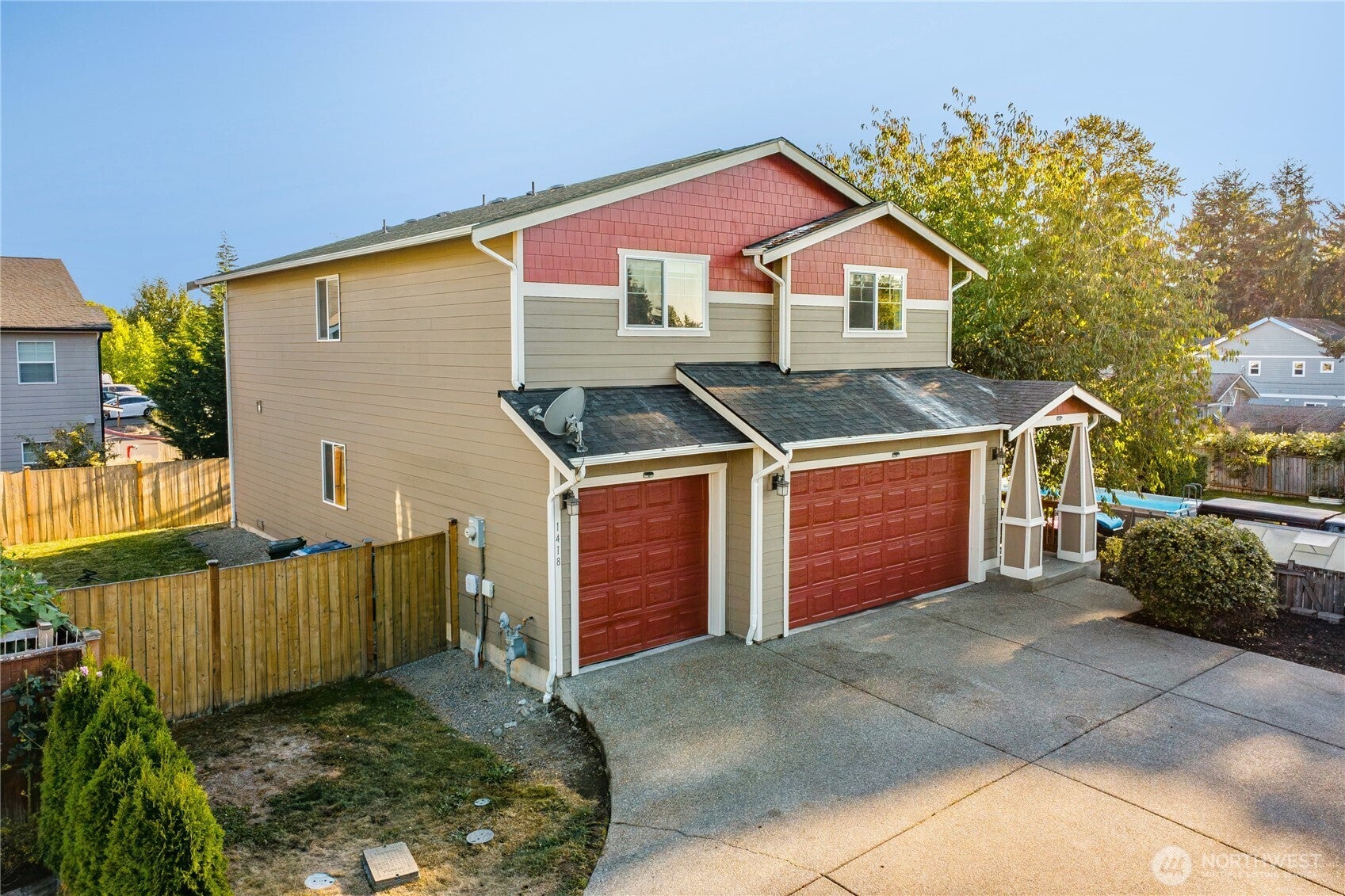 1418 E 68th Street Ct