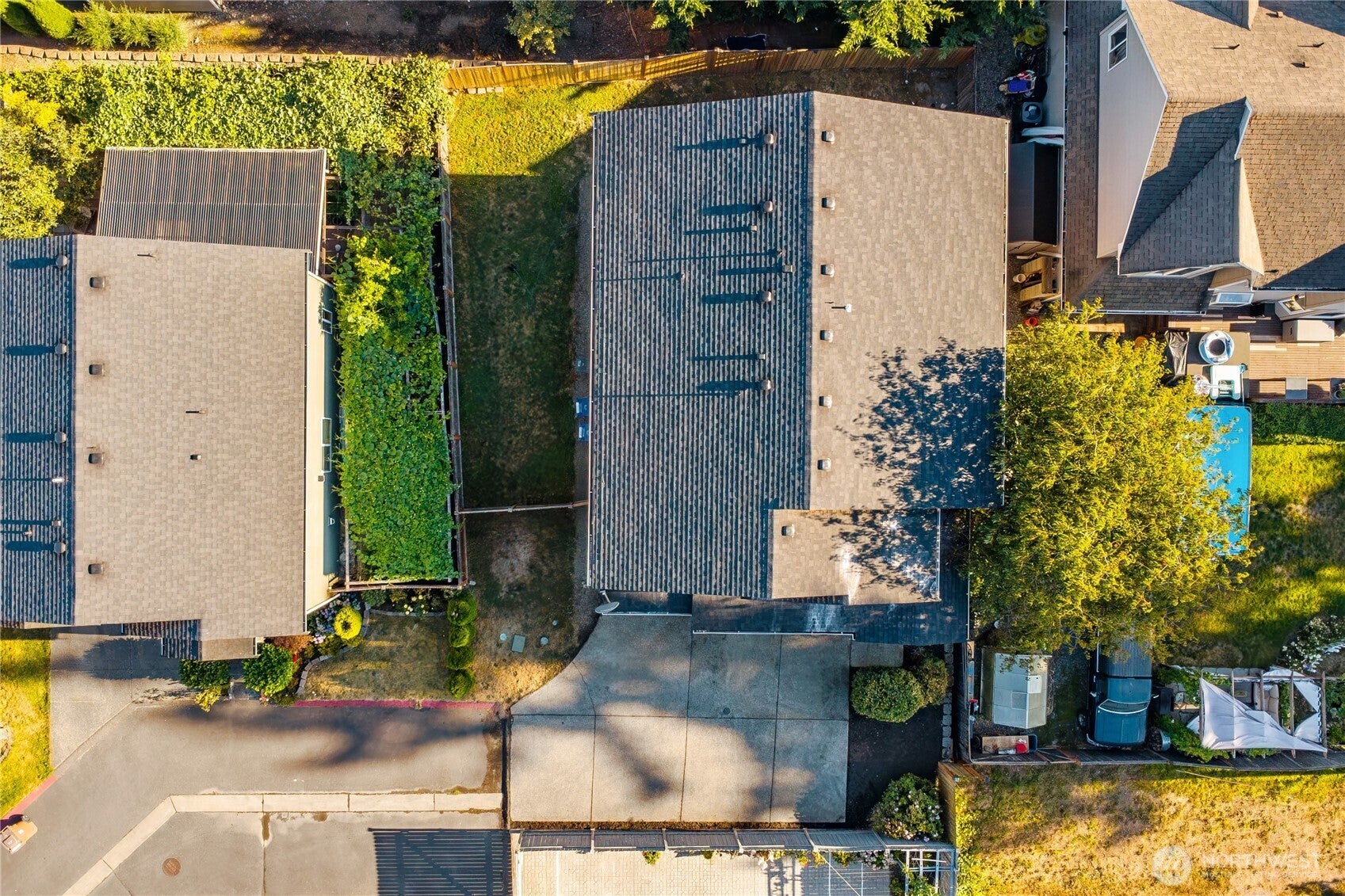 1418 E 68th Street Ct