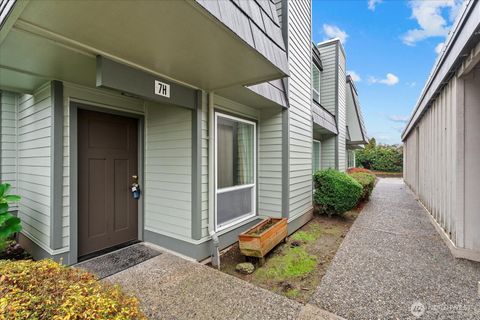 Photo of 12600 4th Avenue W #7H, Everett, WA 98204 (MLS # 2459642)