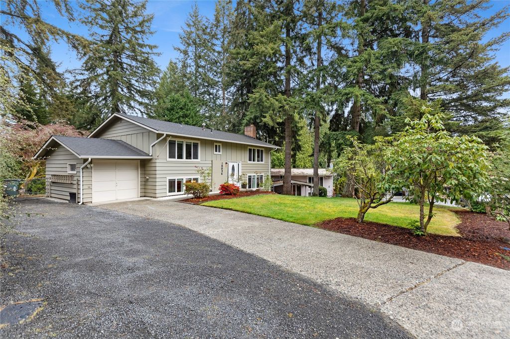 Photo of 15036 SE 15th St St, Bellevue, WA 98007 (MLS # 2218494)