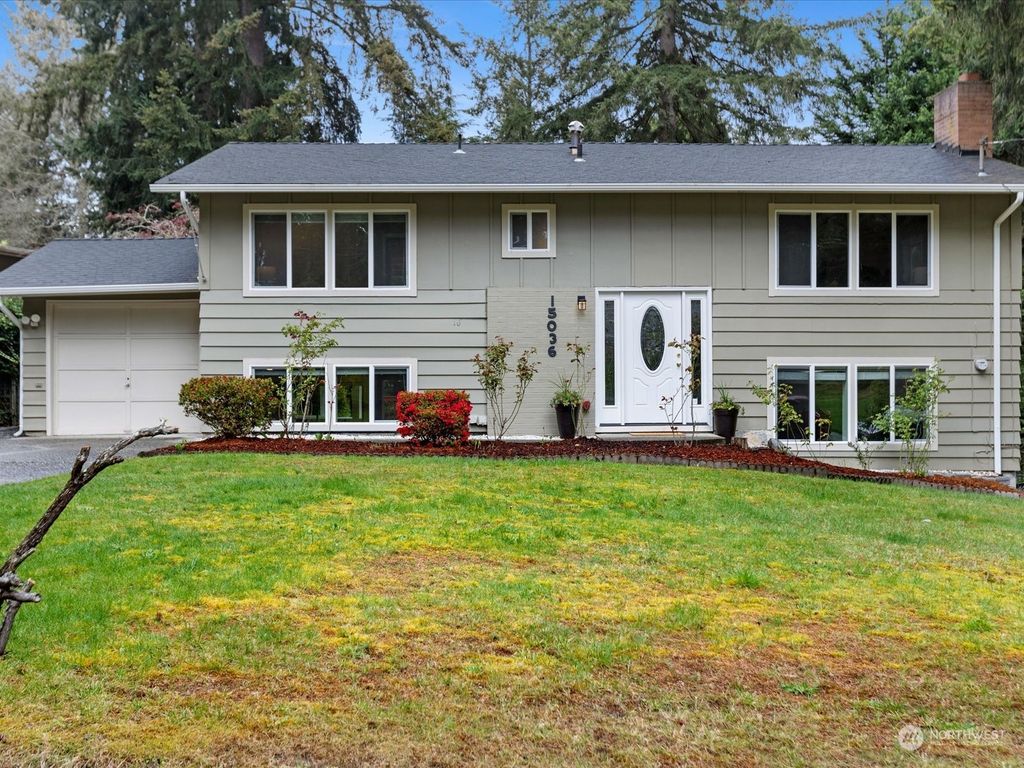Photo of 15036 SE 15th St St, Bellevue, WA 98007 (MLS # 2218494)