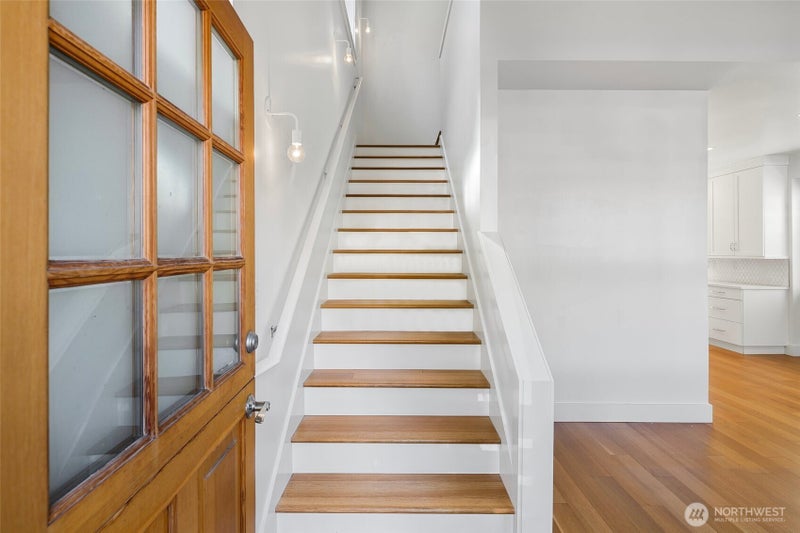 2211 NW 60th Street