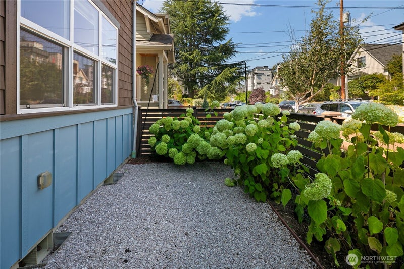 2211 NW 60th Street