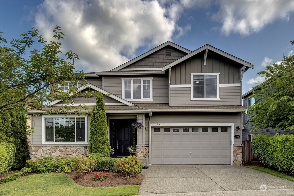 Photo of 27313 SE 10th Court, Sammamish, WA 98075 (MLS # 2075485)
