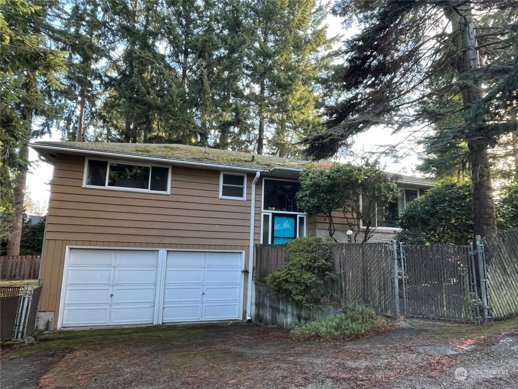 Photo of 1850 N 150th Street, Shoreline, WA 98133 (MLS # 2329296)