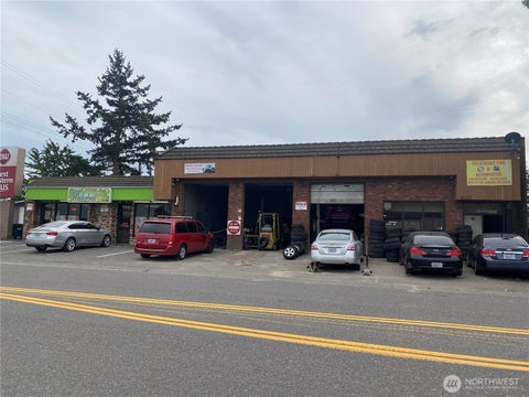 Photo of 801 C Street SW, Auburn, WA 98001 (MLS # 2588349)