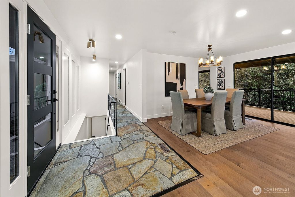 Photo of 440 174th Place NE, Bellevue, WA 98008 (MLS # 2481978)