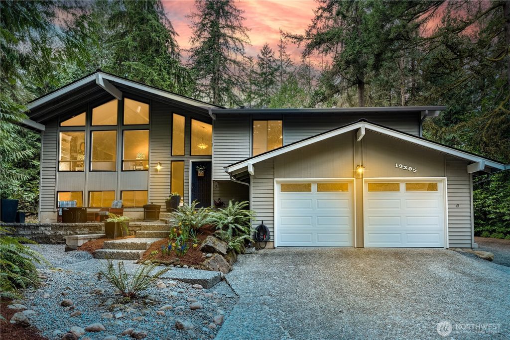 Photo of 19305 196th Avenue NE, Woodinville, WA 98077 (MLS # 2497256)