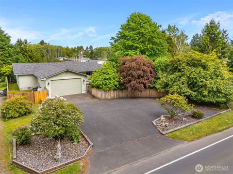 Photo of 422 S Forrest Street, Westport, WA 98595 (MLS # 2527619)