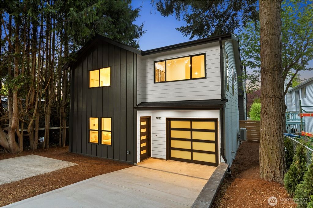 Photo of 8823 Dibble Avenue NW, Seattle, WA 98117 (MLS # 2523006)