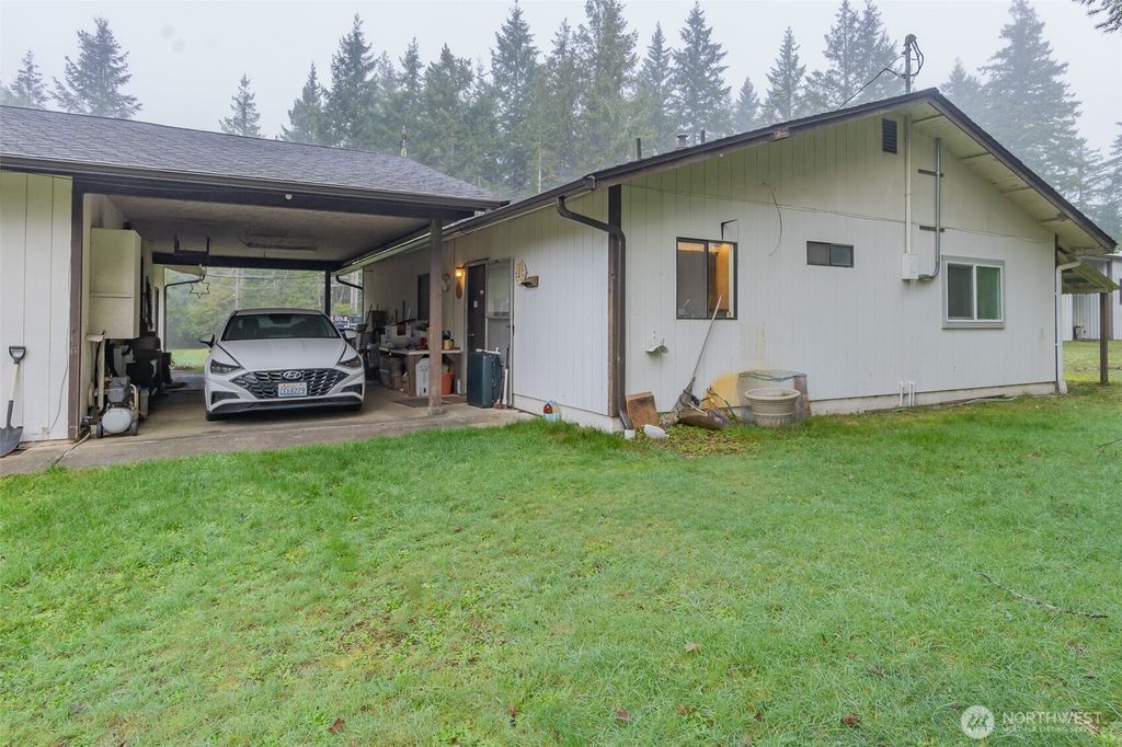 Photo of 121 E Garys Melody Lane, Shelton, WA 98584 (MLS # 2468652)