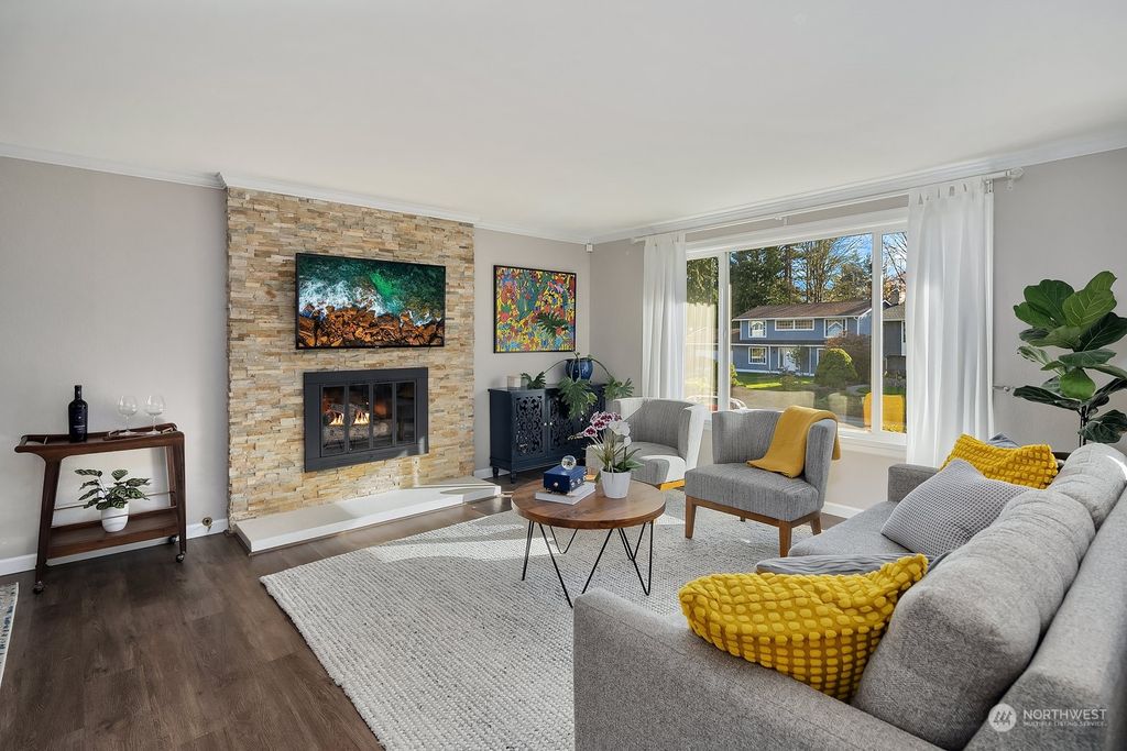 Photo of 12930 NE 136th Street, Kirkland, WA 98034 (MLS # 2059348)