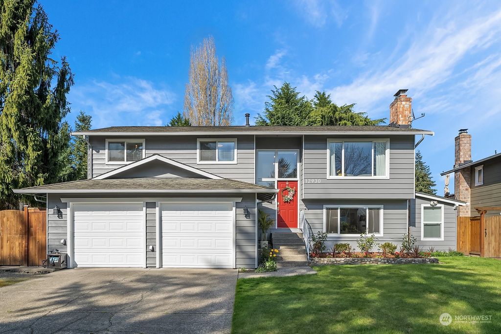 Photo of 12930 NE 136th Street, Kirkland, WA 98034 (MLS # 2059348)