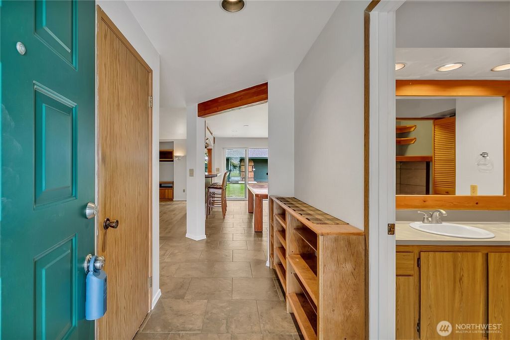 listing image 9360028818585476144