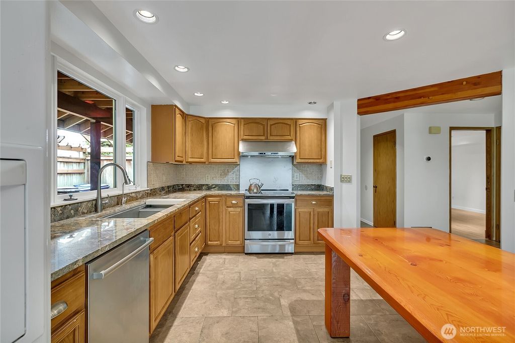 listing image 9366138966523374150