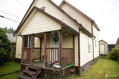 A home in Hoquiam