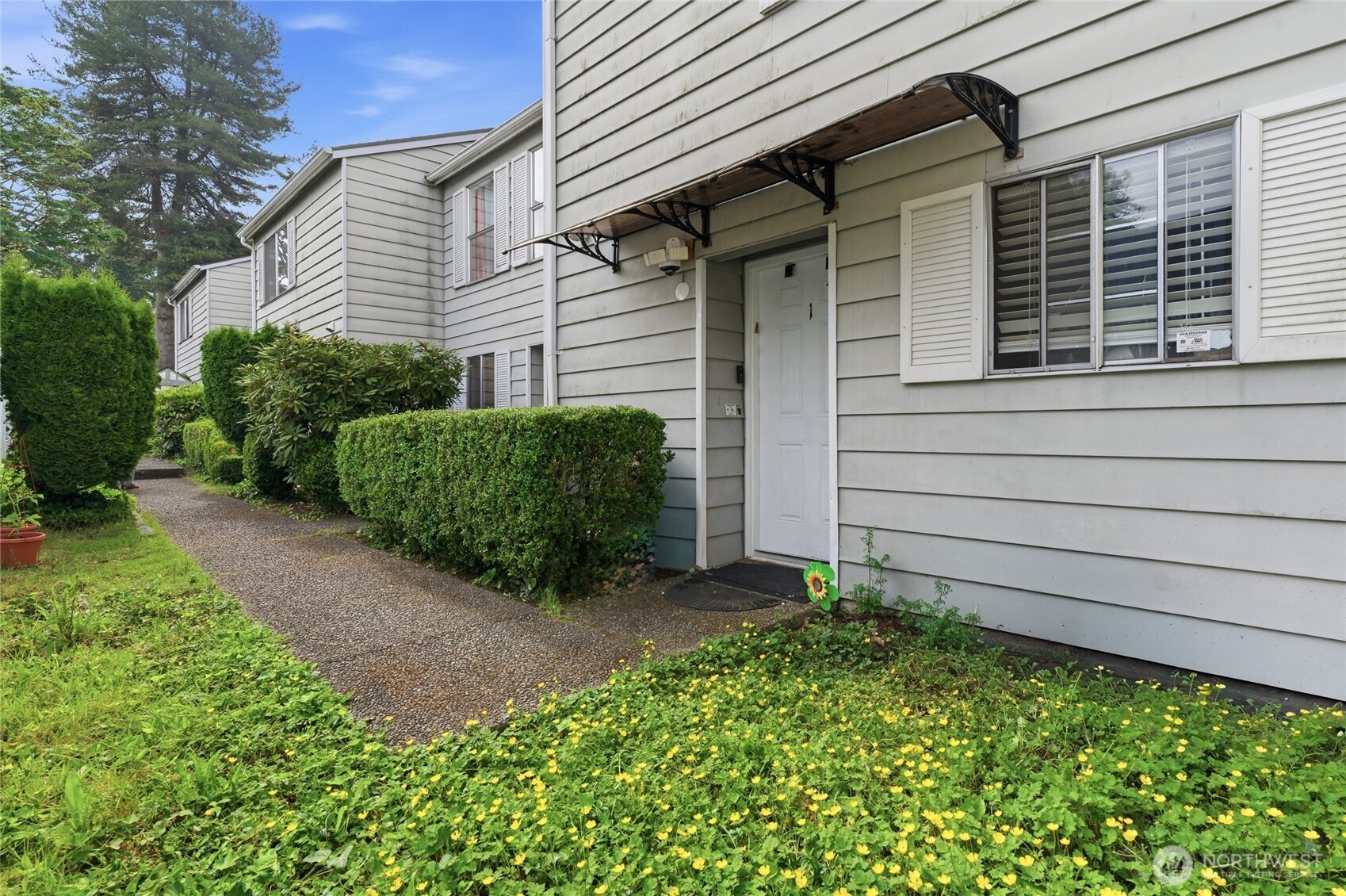 1527 NE 150th Street