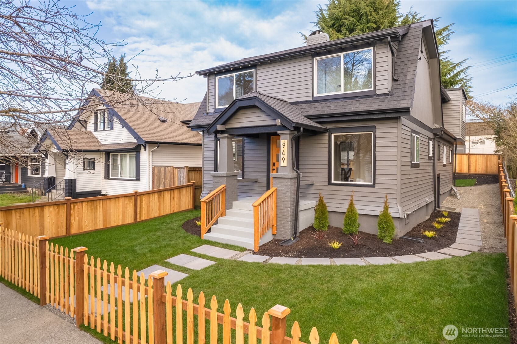 949 S Ridgewood Avenue