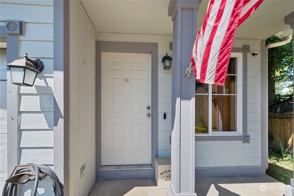 Photo of 6501 79th Place NE, Marysville, WA 98270 (MLS # 2146902)