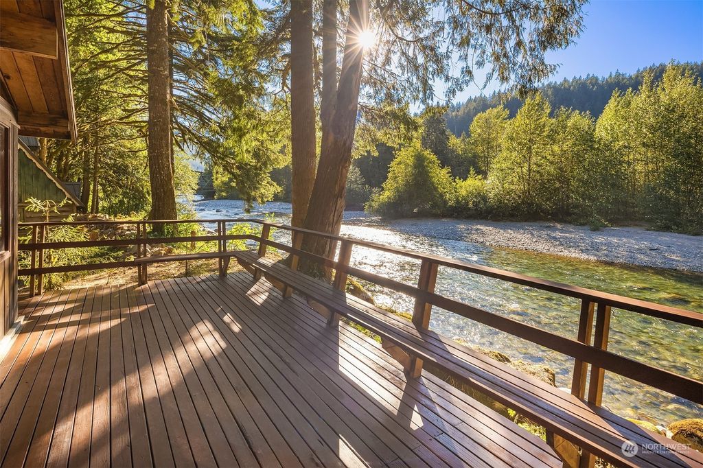 Photo of 12337 744th Avenue NE, Skykomish, WA 98288 (MLS # 2024571)