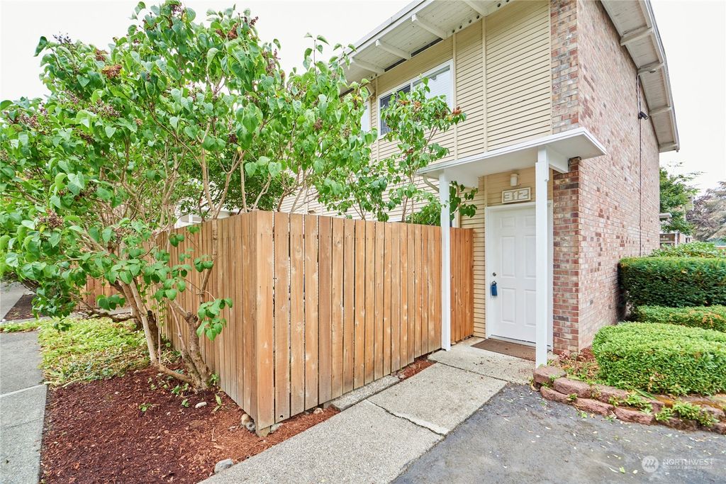 Photo of 12255 SE 56th Street N #312, Bellevue, WA 98006 (MLS # 2004049)