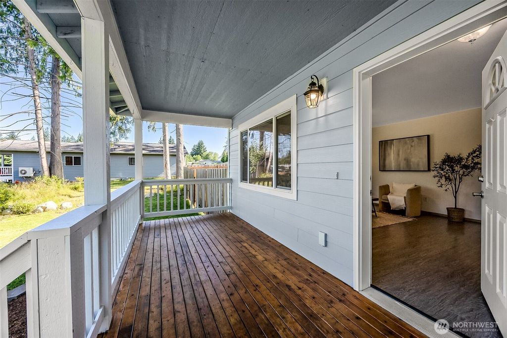 Photo of 19305 86th Avenue NE, Arlington, WA 98223 (MLS # 2402516)