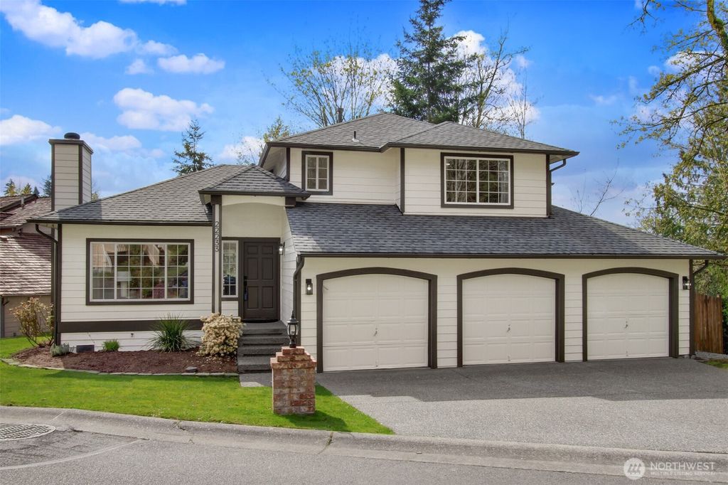 Photo of 22233 98th Place S, Kent, WA 98031 (MLS # 2355336)