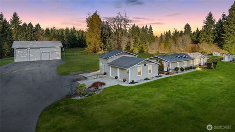 12742 118th Avenue SE Rainier WA 98576