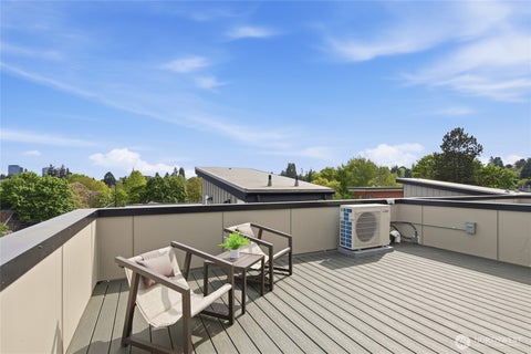 Photo of 6221 9th Avenue NE, Seattle, WA 98115 (MLS # 2539175)