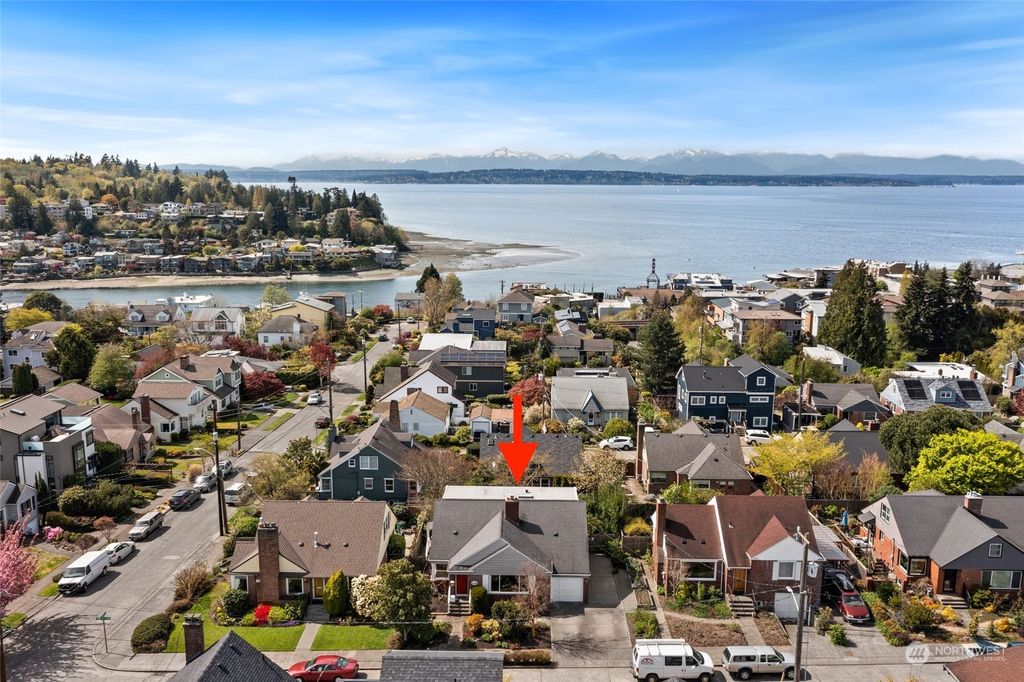 Photo of 6009 35th Avenue NW, Seattle, WA 98107 (MLS # 2222248)
