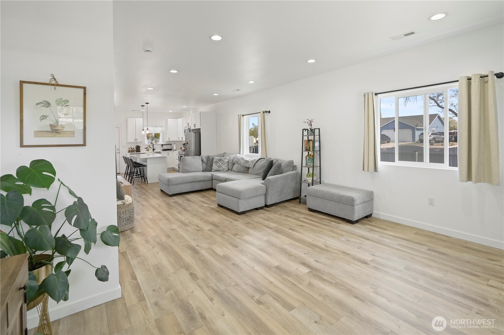 1004 W Virginia