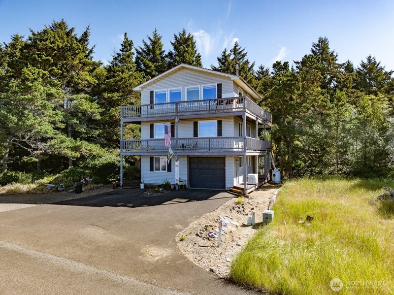 33304 j Place