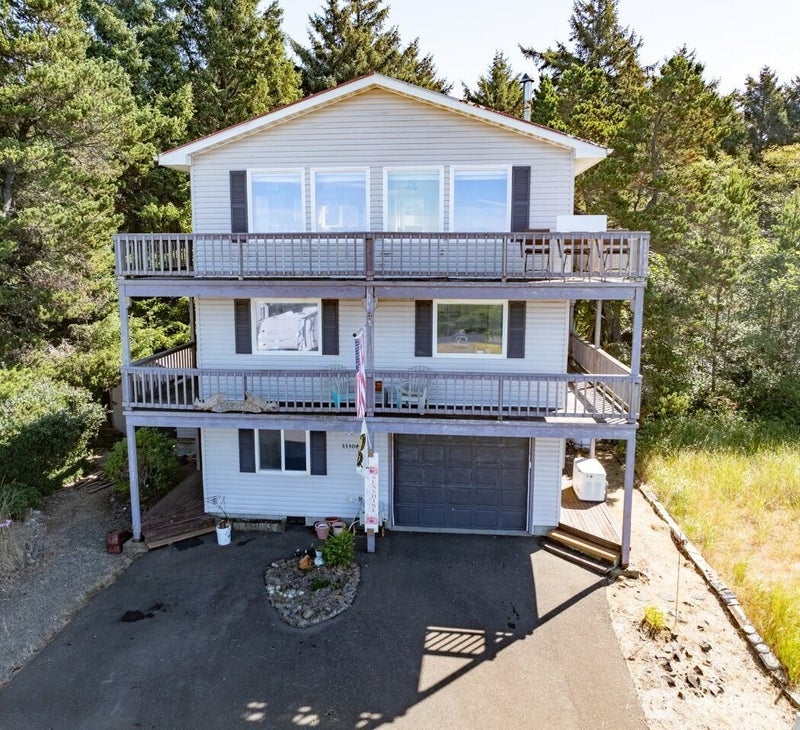 33304 j Place