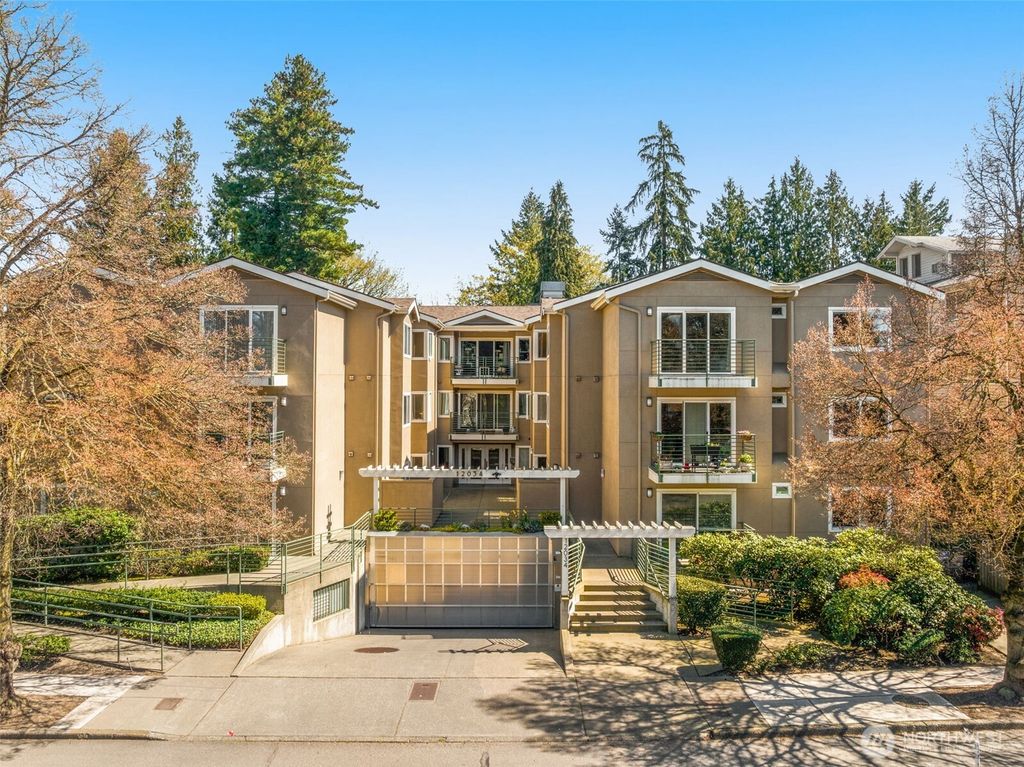 Photo of 12034 15th Avenue NE #309, Seattle, WA 98125 (MLS # 2529558)
