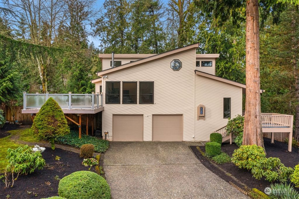 Photo of 4045 169th Avenue SE, Bellevue, WA 98008 (MLS # 2195239)