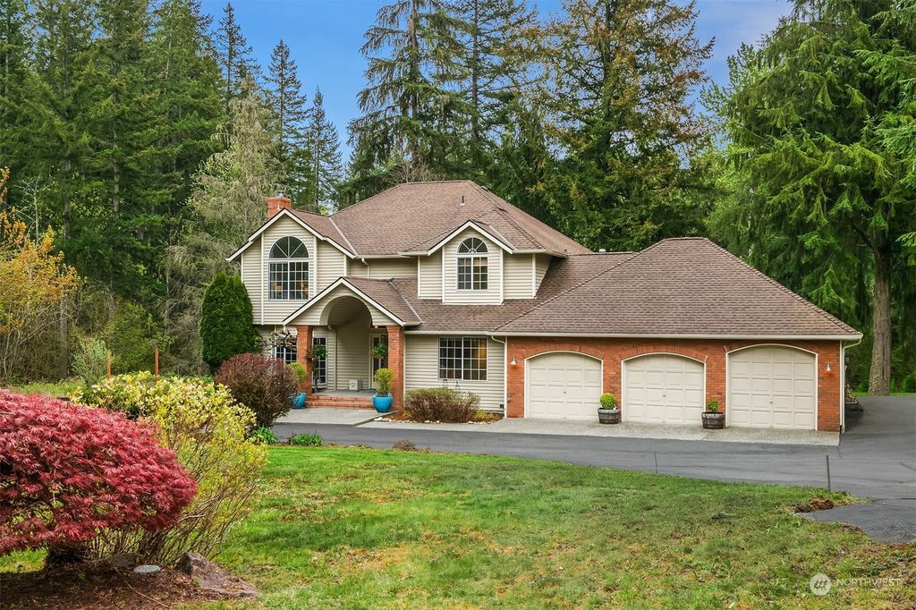 Photo of 12514 318th Avenue NE, Duvall, WA 98019 (MLS # 2223131)