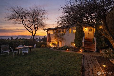 4411 SW Othello Street Seattle WA 98136