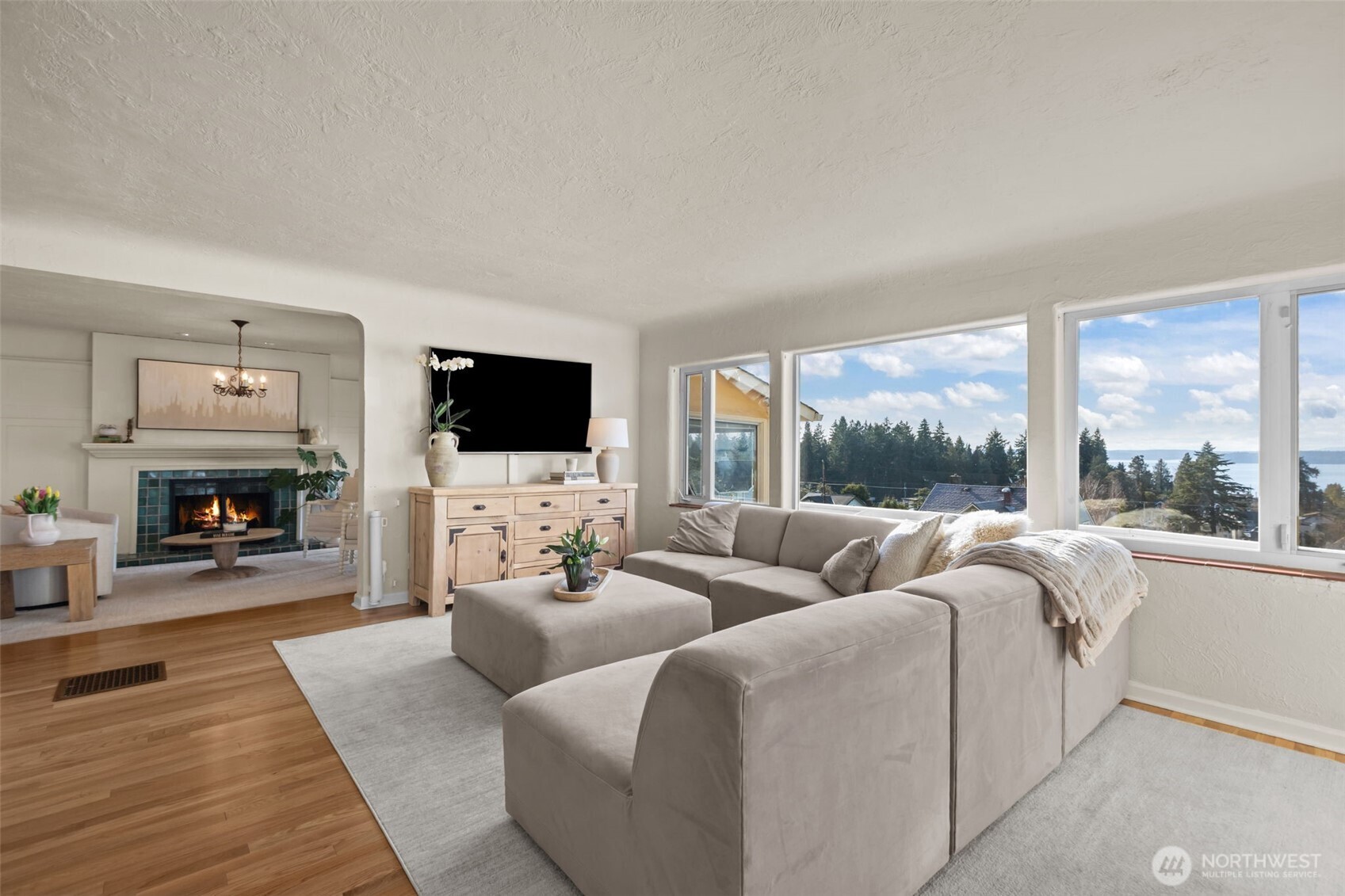 4411 SW Othello Street