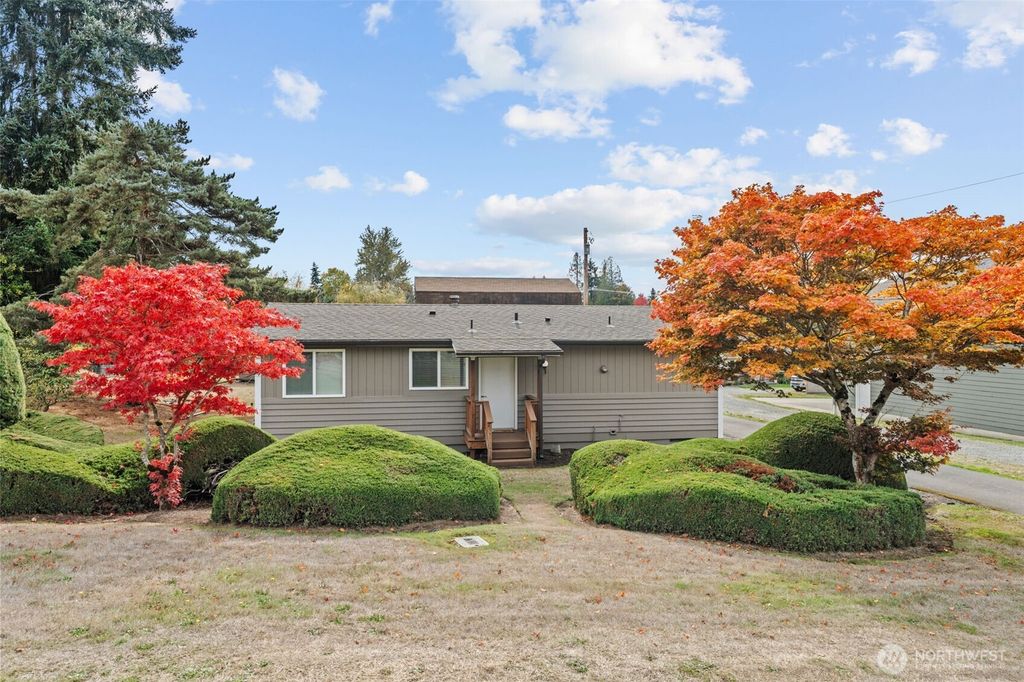 Photo of 1801 Emerald Street, Milton, WA 98354 (MLS # 2451398)