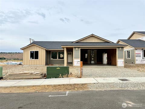 Photo of 177 Country Cottage Lane, Malaga, WA 98828 (MLS # 2533220)