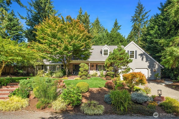 12750 NE 35TH PL, BELLEVUE, WA 98005 - Image f06db512b8a02f74c393d31b8d116dc8/342862071